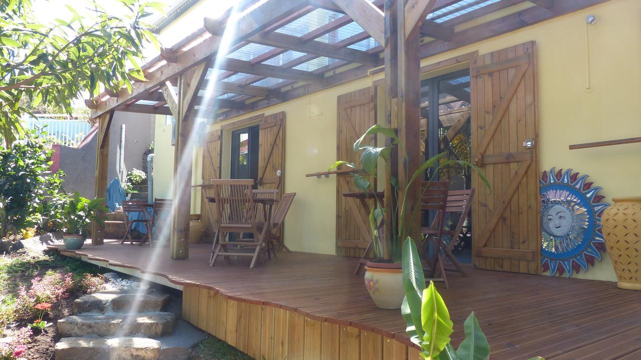Bois De Santal Chambre D'Hotes Saint Pierre Luaran gambar